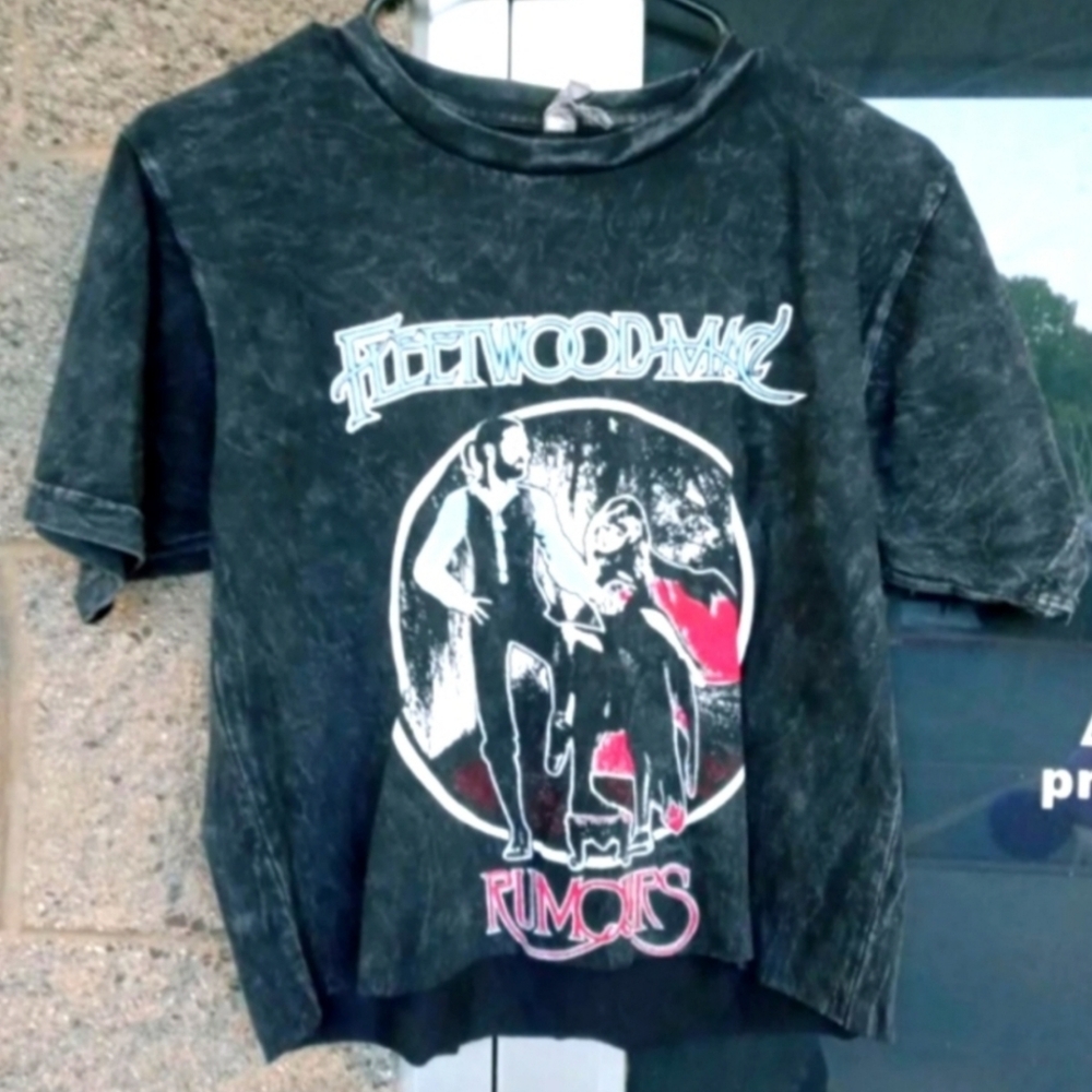 NWT Fleetwood Mac Graphic Crop Top - Distressed Color - Picture 1 of 1